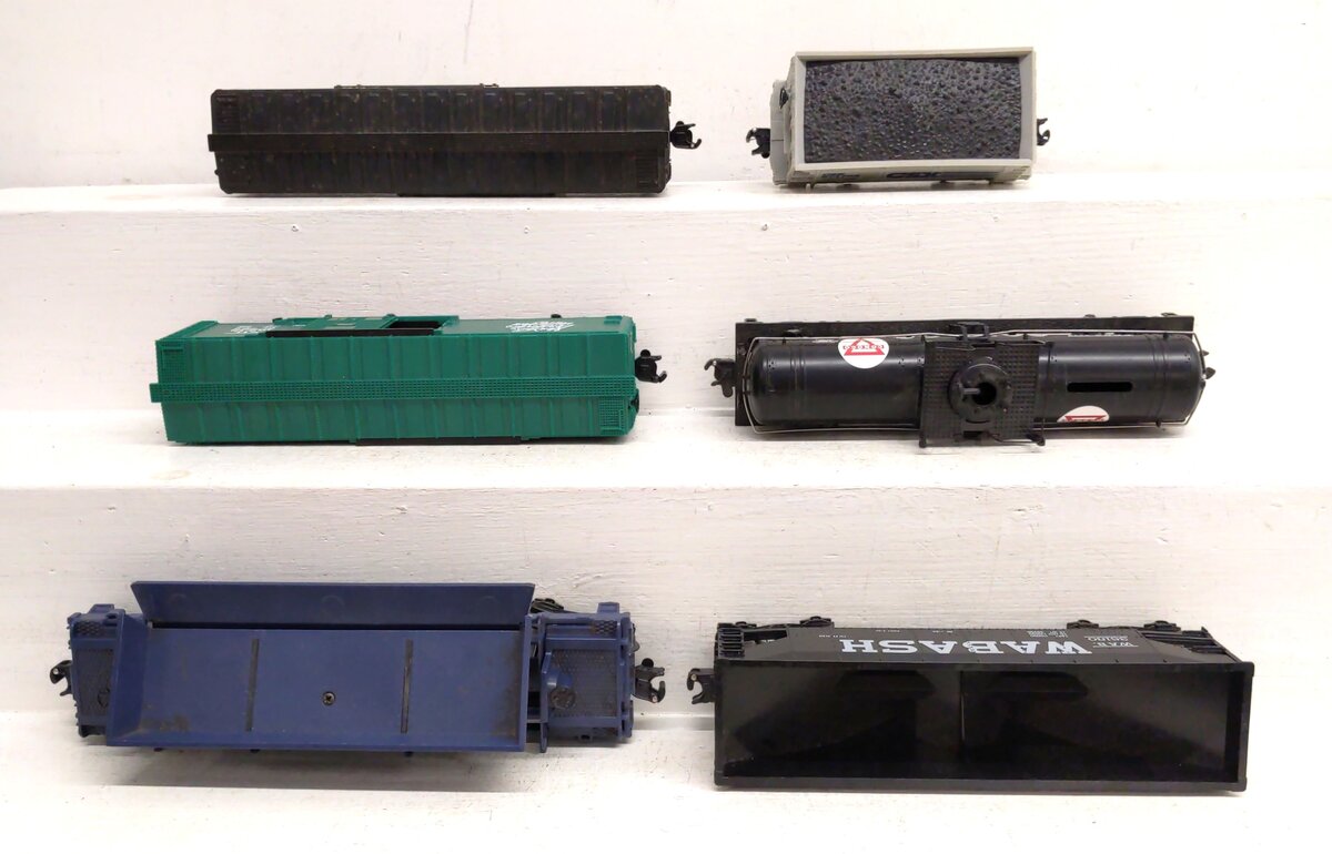 Lionel & Other O Gauge Assorted Freight Cars [6] VG