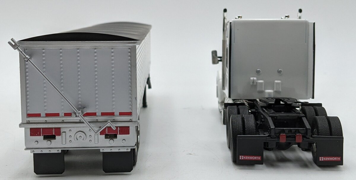 Tonkin 1:50 Diecast Kenworth W990 w/Sleeper Grain Trailer NIB