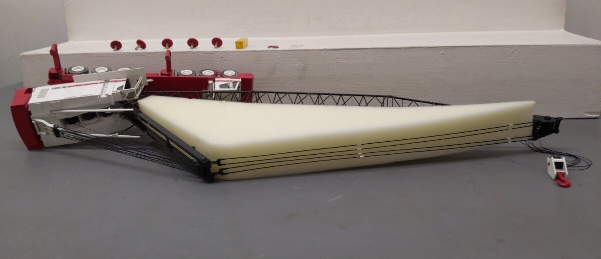 CCM HC268 1:48 Scale White / Red Link Belt FMC Truck Crane Brass Model EX/Box