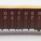Deluxe Innovations 10510 N Scale Weathered NP 100t Wood Chip Car #119873 VG/Box