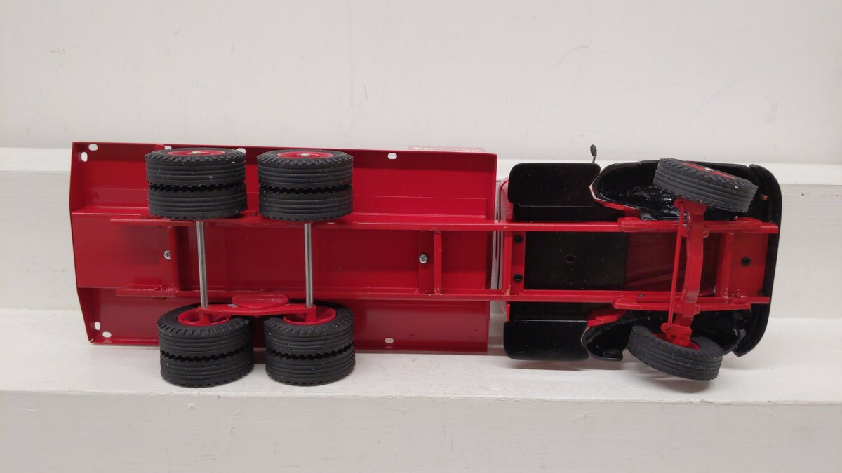 Brunswick Toys 552 1:16 Scale 