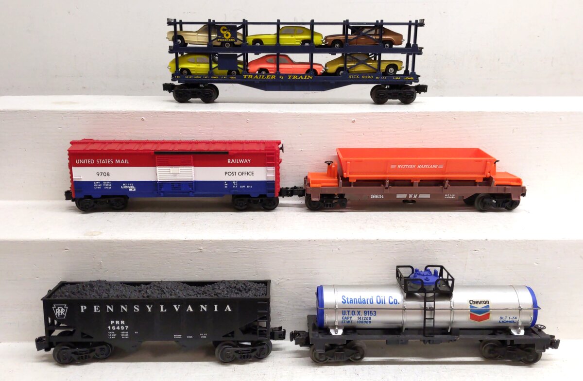 Lionel & Other O Gauge Assorted Freight Cars [5] EX