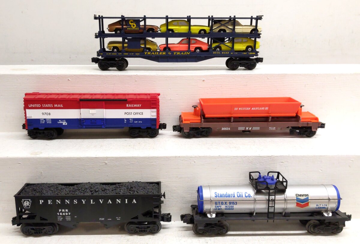 Lionel & Other O Gauge Assorted Freight Cars [5] EX