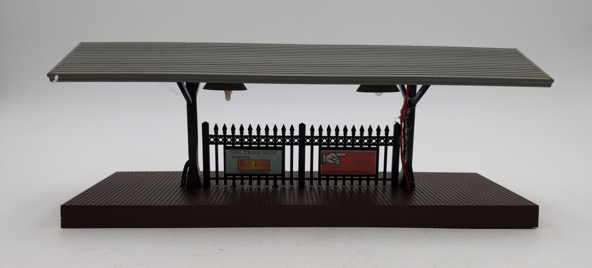 MTH 30-9006 O Gauge Passenger Station Platform (Gray Roof/Brown Base) LN/Box