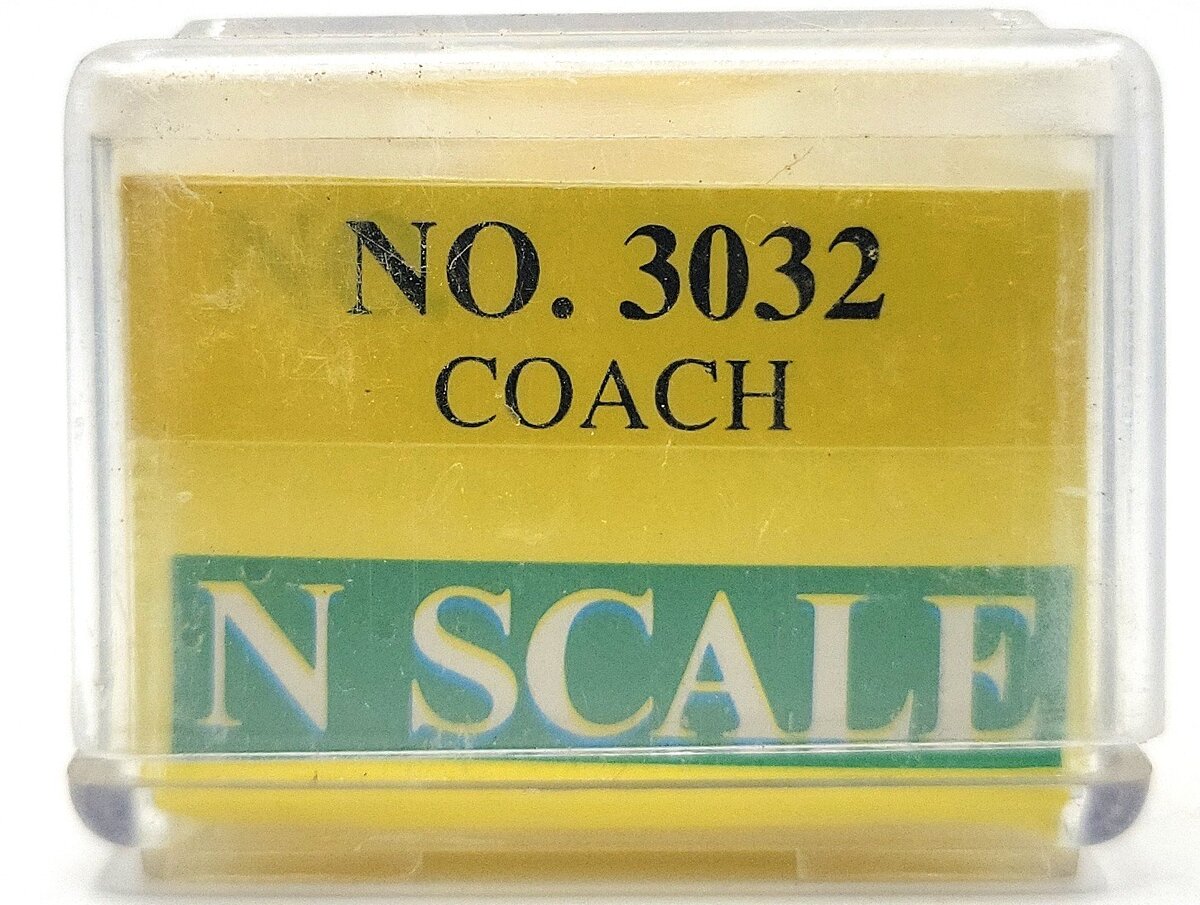 Model Power N Scale 3032 Santa Fe 75' Streamline Coach Passenger Car LN/Box