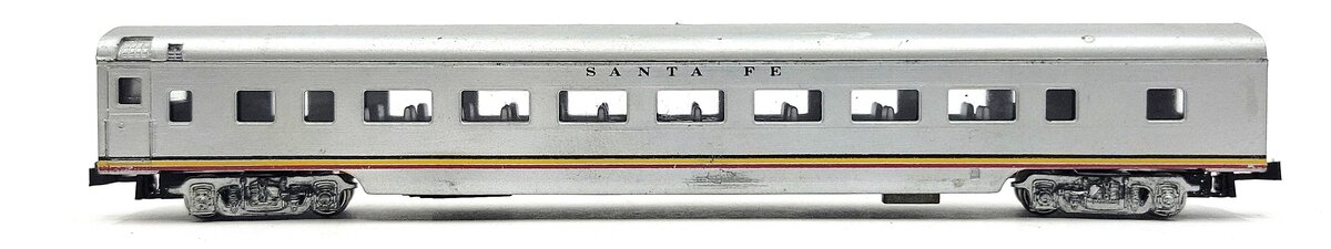 Con-Cor 0001-040016 N Scale Santa Fe smoothside Coach Car LN/Box