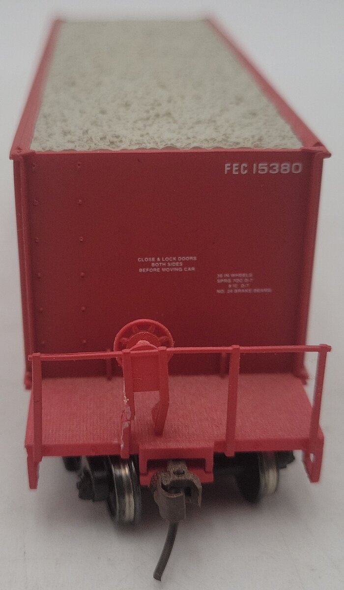 Walthers 932-7053 Florida East Coast 40' Ortner Aggregate Car #15380 EX/Box