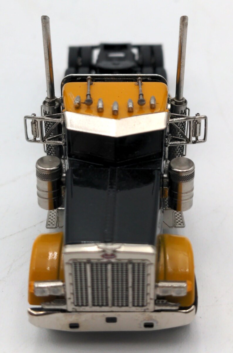 IXO Models W925 1:64 Scale Diecast Kenworth Semi Tractor NEW