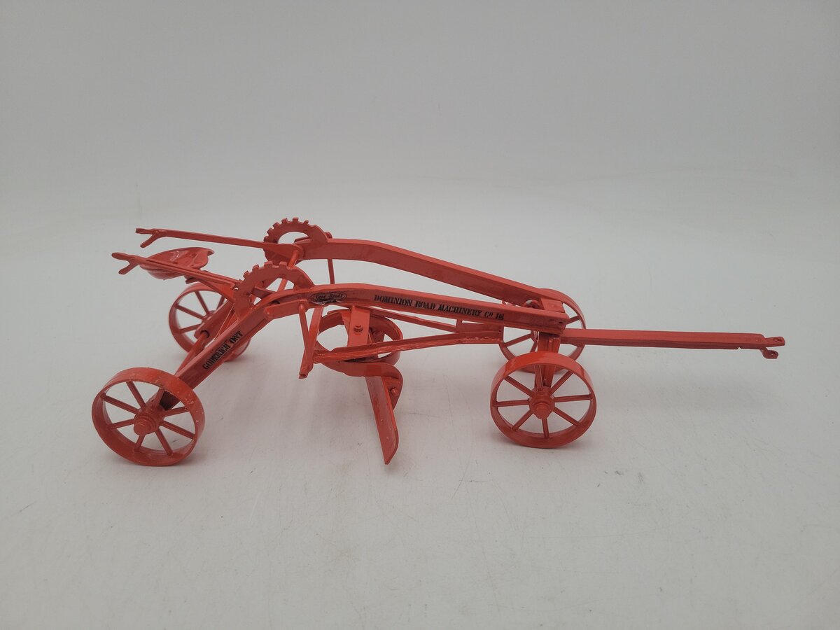 Teeswater Tractor 1:16 Scale Diecast 1886 Dominion Roads Vintage Road Grader NIB