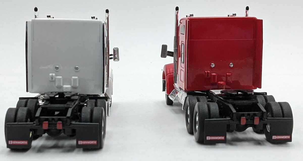 Tonkin 1:50 Diecast Kenworth W990 Sleeper Cab Set of Two White/Red VG/Box