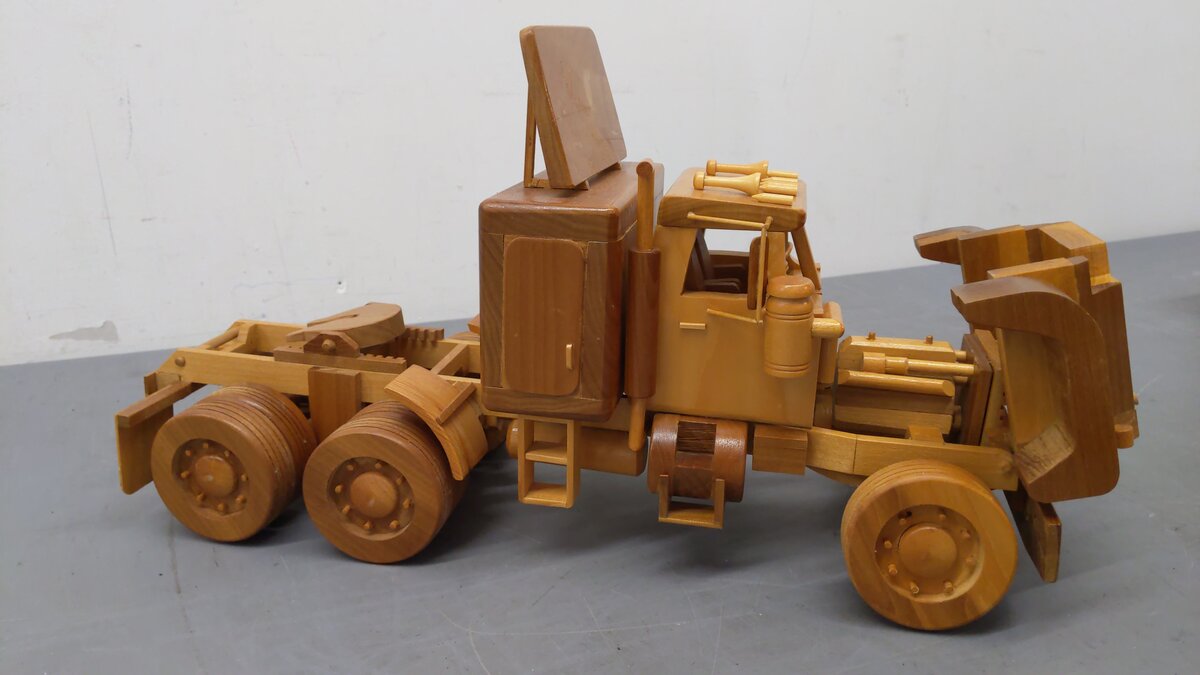 Unknown Manufacturer All Wood Tractor Trailer Handmade Opening Hood EX