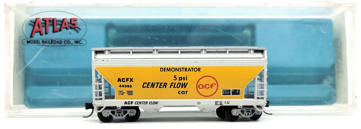 Atlas 3901 N Scale ACF Demonstrator 2 Bay Centerflow Hopper #44586 EX/Box