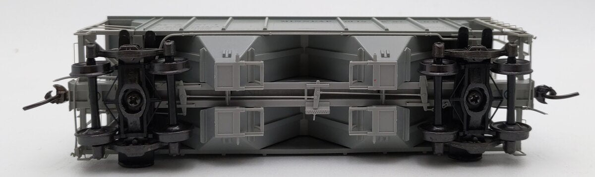Kadee 8318 HO M&StL PS-2 2-Bay Covered Hopper #70333 EX/Box