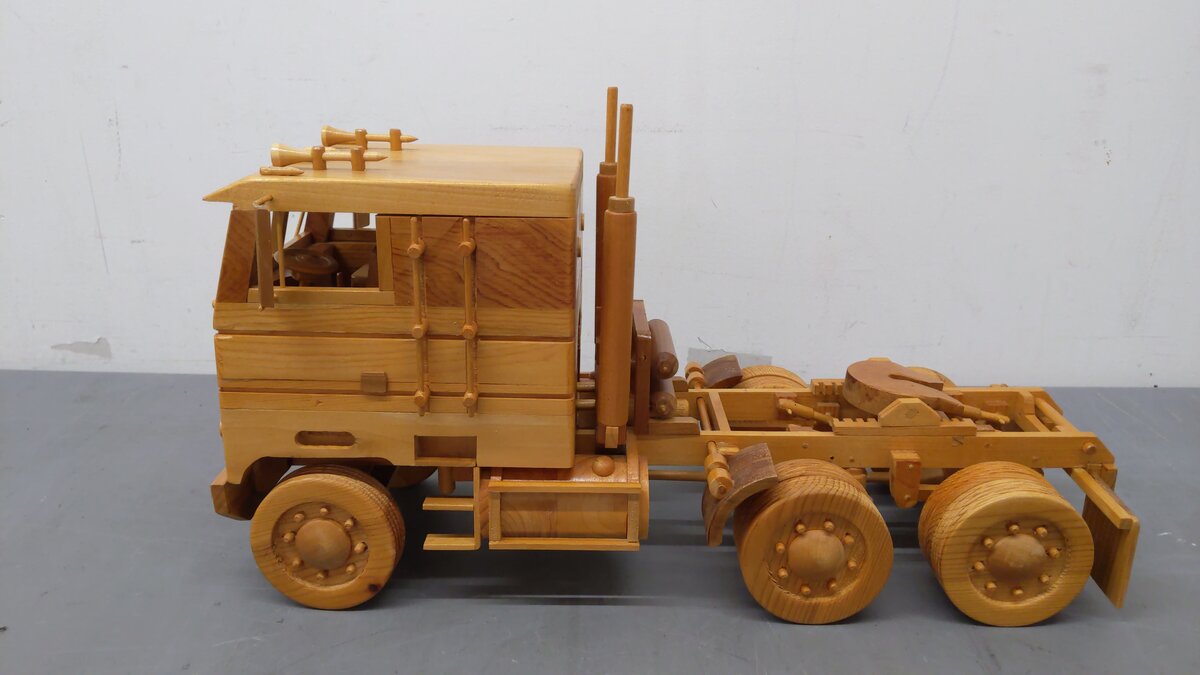 Unknown Manufacturer All Wood Tractor Trailer Handmade Open Cab & Running Wheels EX