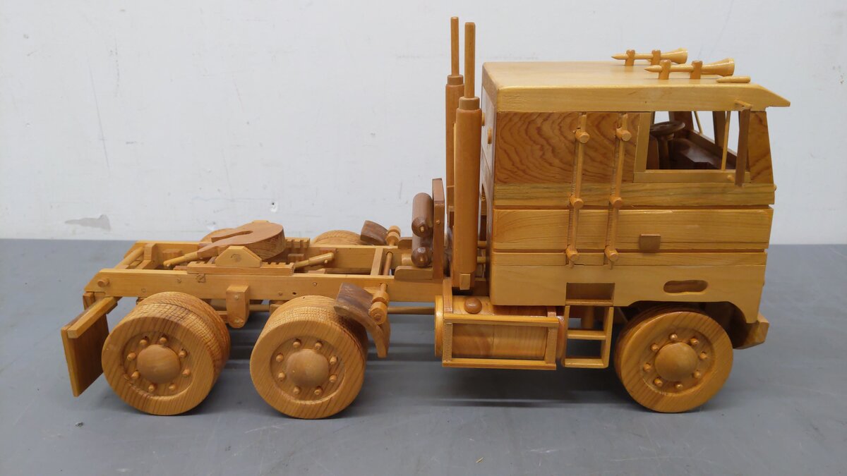 Unknown Manufacturer All Wood Tractor Trailer Handmade Open Cab & Running Wheels EX