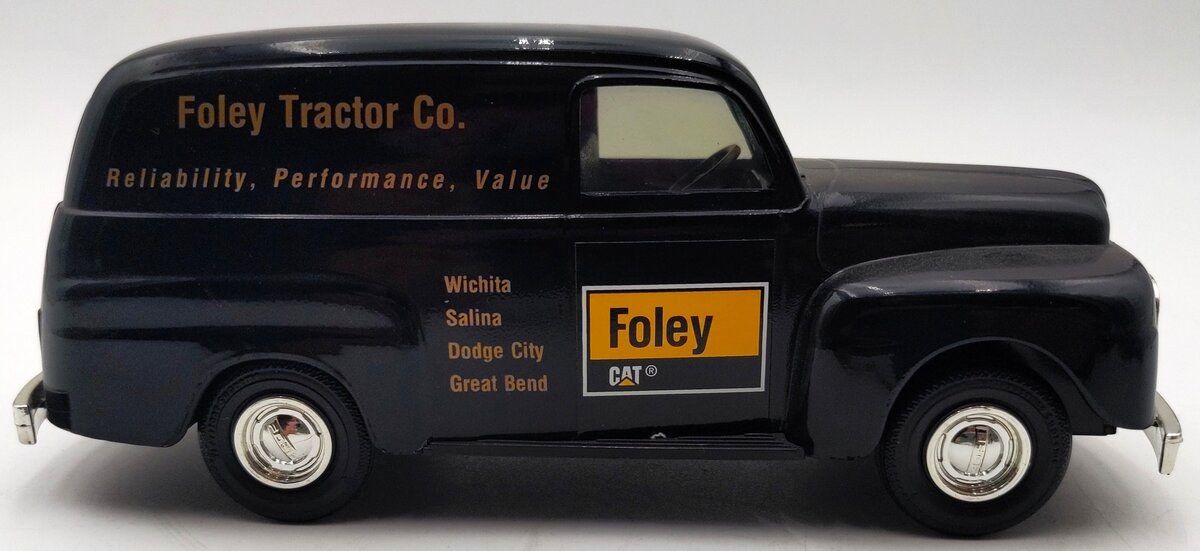 Ertl 1:25 Scale Diecast 1950 Ford Panel Van Foley CAT Bank NEW