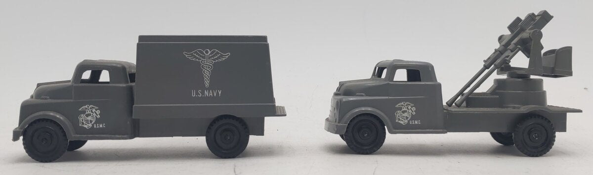 Pyro O Gauge Plastic USMC Ambulance & AA Truck VG