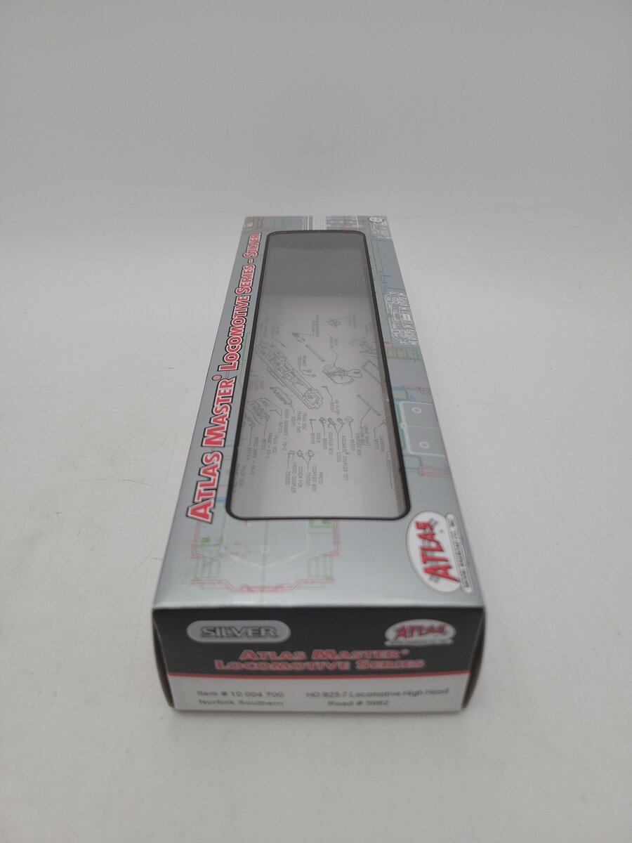 Atlas 10004700 HO Norfolk Southern Silver B23-7 Low Nose Diesel Locomotive #3982 NIB
