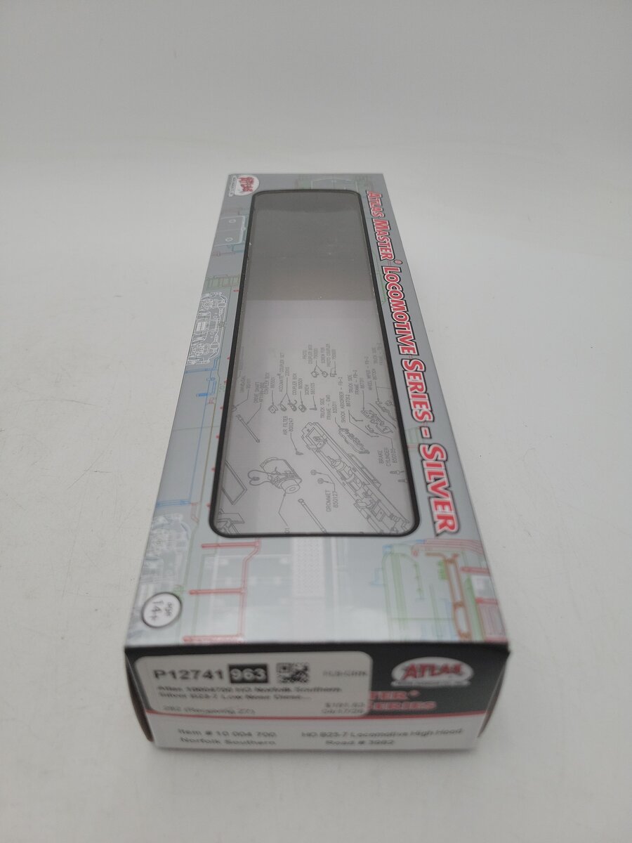 Atlas 10004700 HO Norfolk Southern Silver B23-7 Low Nose Diesel Locomotive #3982 NIB