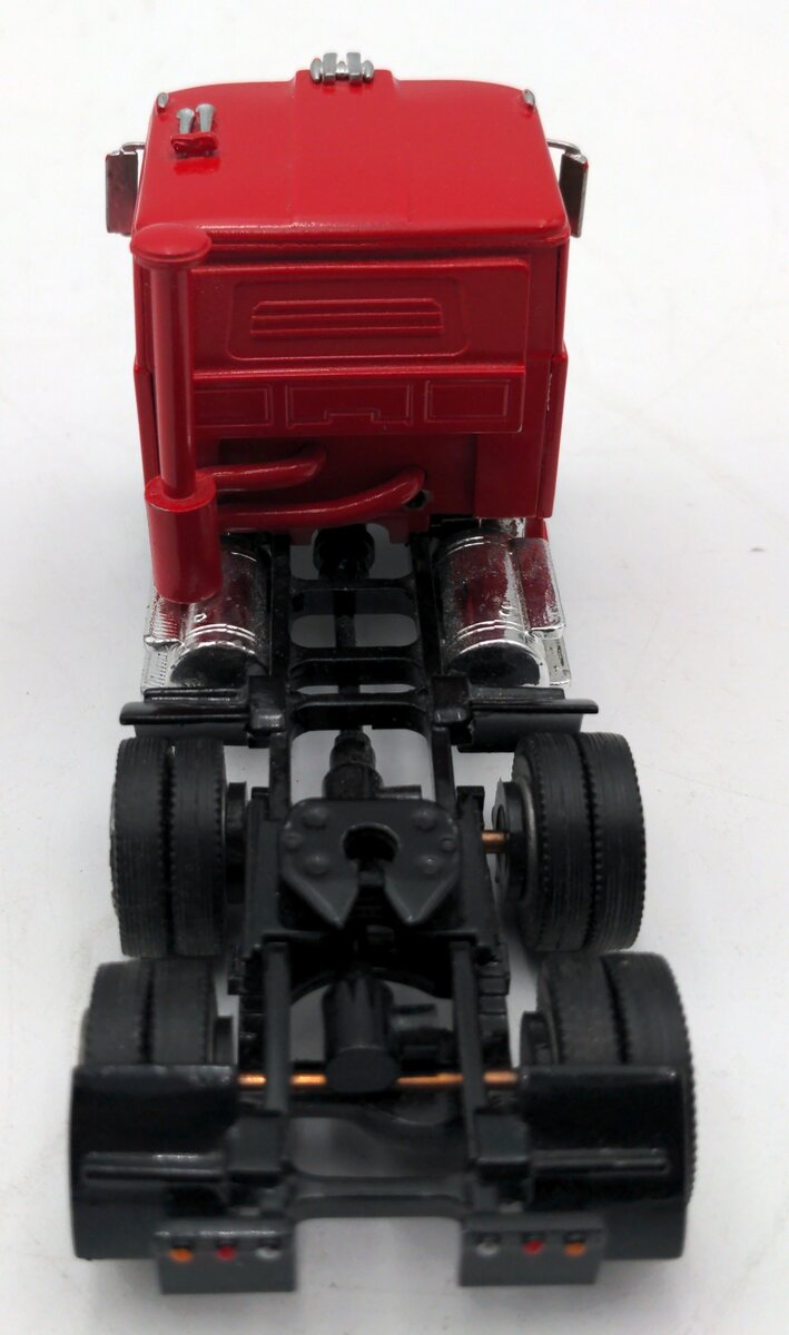 IXO Models TR 209 1:43 Scale Diecast 1976 Ford CL-9000 Tractor LN
