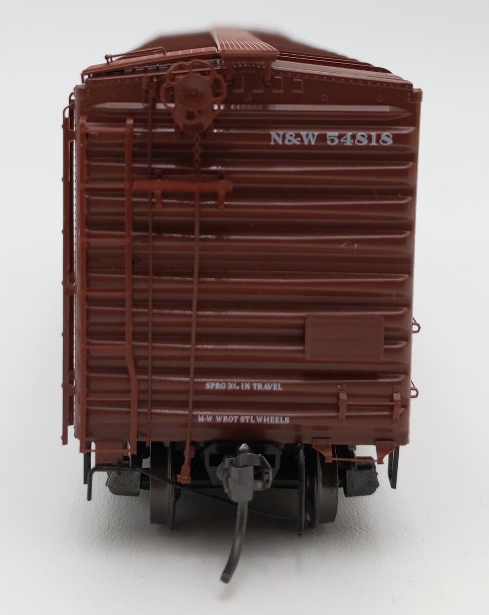 Kadee 6016 HO Norfolk & Western 50' PS-1 Boxcar with Scale Coupler #54818 EX/Box
