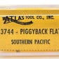 Atlas 3744 N Scale South Pacific Piggyback Flat Car w/ Trailers EX/Box