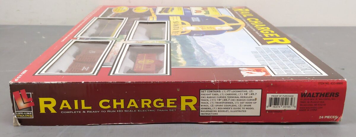Life Like 433-8886 HO Scale Santa Fe Diesel Freight Train Set LN/Box