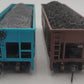 Athearn HO Scale Rock & Southern Hopper Cars #352450 & #133274 W/ Coal Loads [2] EX
