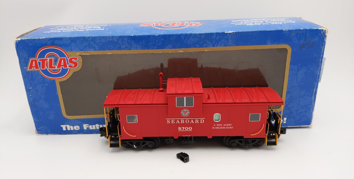 Atlas 6610-1 O Gauge Seaboard Extended Vision Caboose #5700 (3-Rail) VG/Box