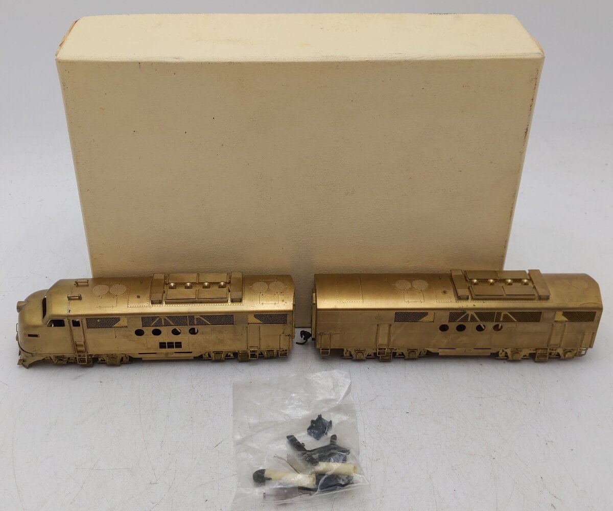 Hallmark Models BRASS HO Electro-Motive FT A&B Dual-Powered Diesel Locomotives/Box