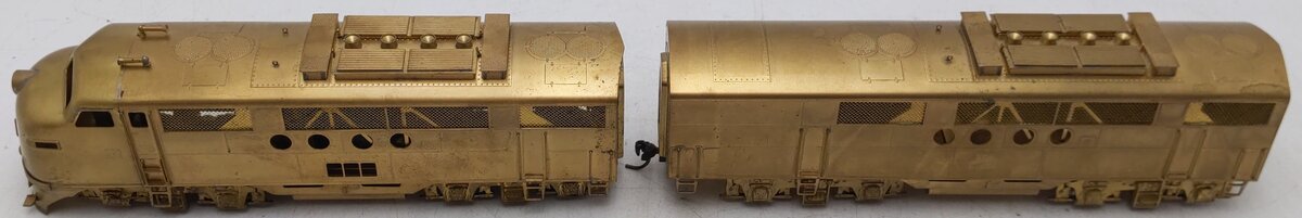 Hallmark Models BRASS HO Electro-Motive FT A&B Dual-Powered Diesel Locomotives/Box