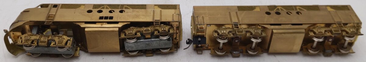 Hallmark Models BRASS HO Electro-Motive FT A&B Dual-Powered Diesel Locomotives/Box