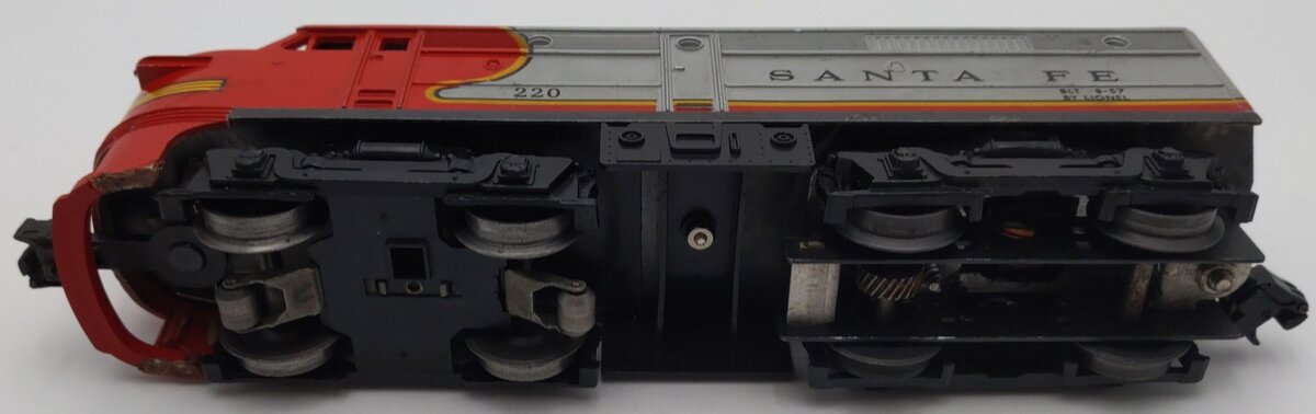 Lionel 220 Vintage O Santa Fe Powered Diesel Locomotive VG
