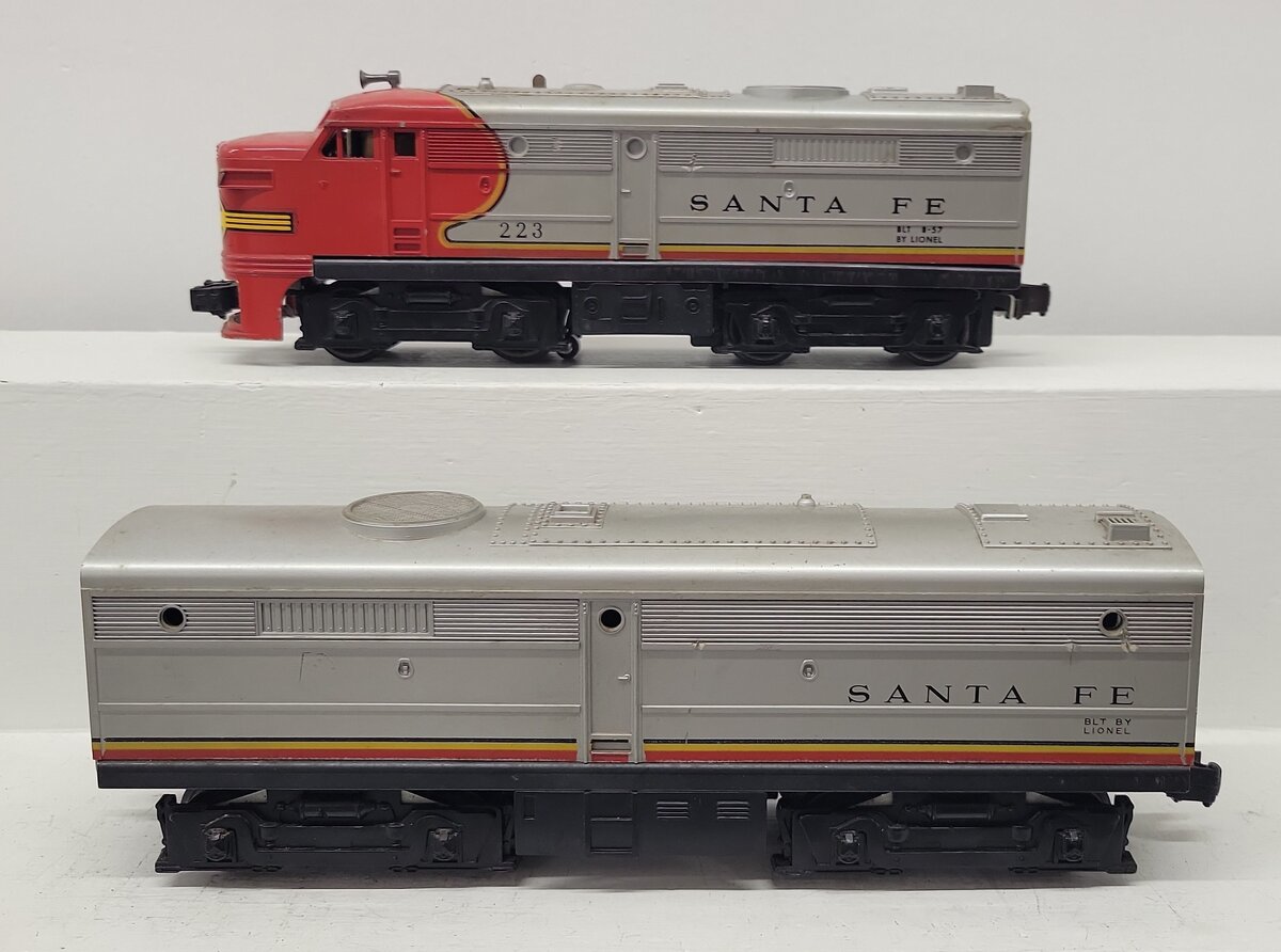 Lionel 223 Vintage O Santa Fe Alco AB Diesel Engine Set VG