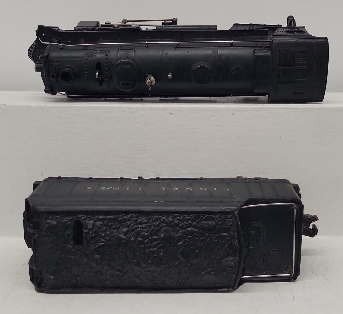 Lionel 1666 Vintage O 2-6-2 Diecast Steam Locomotive & 2466WX Tender VG