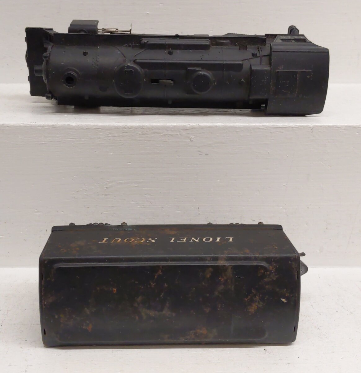 Lionel 1110 Vintage O 2-4-2 Postwar Steam Locomotive & Tender VG