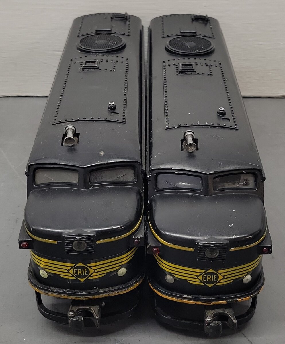 Lionel 2032 Vintage O Gauge Erie Alco AA Diesel Locomotive Set VG