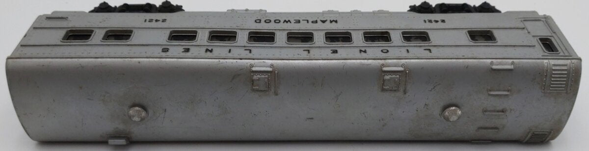 Lionel 2421 Vintage O Lionel Lines Maplewood Lighted Pullman Car w/ Silver Roof VG