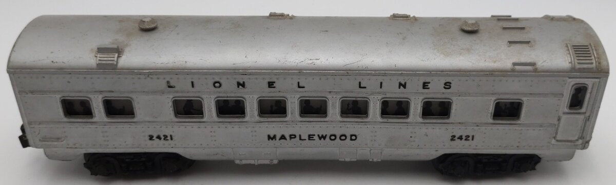 Lionel 2421 Vintage O Lionel Lines Maplewood Lighted Pullman Car w/ Silver Roof VG