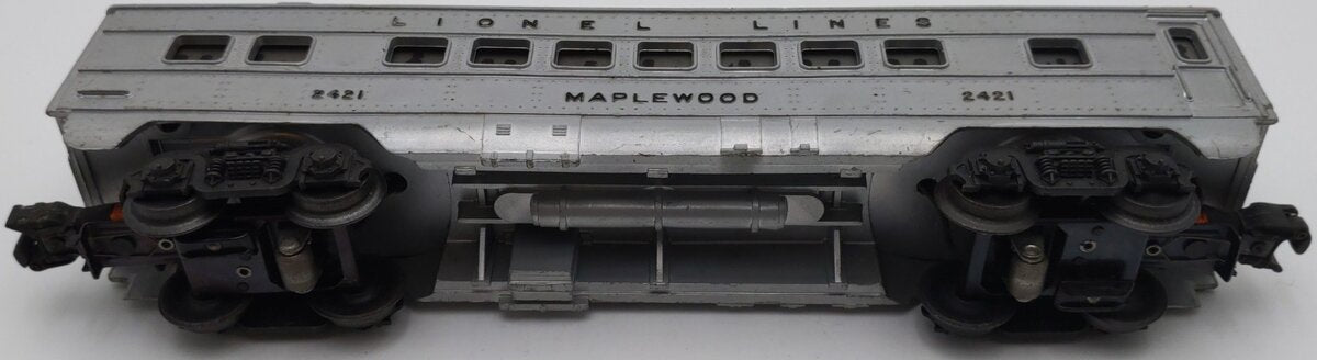 Lionel 2421 Vintage O Lionel Lines Maplewood Lighted Pullman Car w/ Silver Roof VG