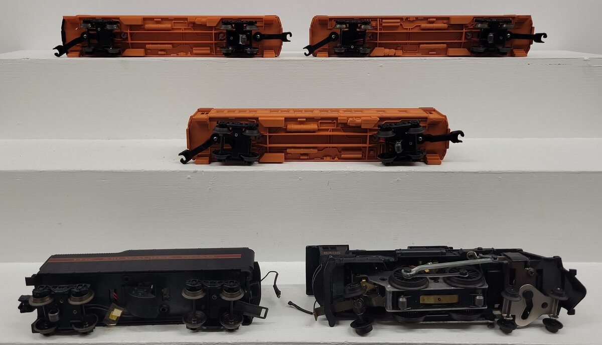 Lionel 6-1387 O Gauge Milwaukee Road Passenger Train Set VG/Box