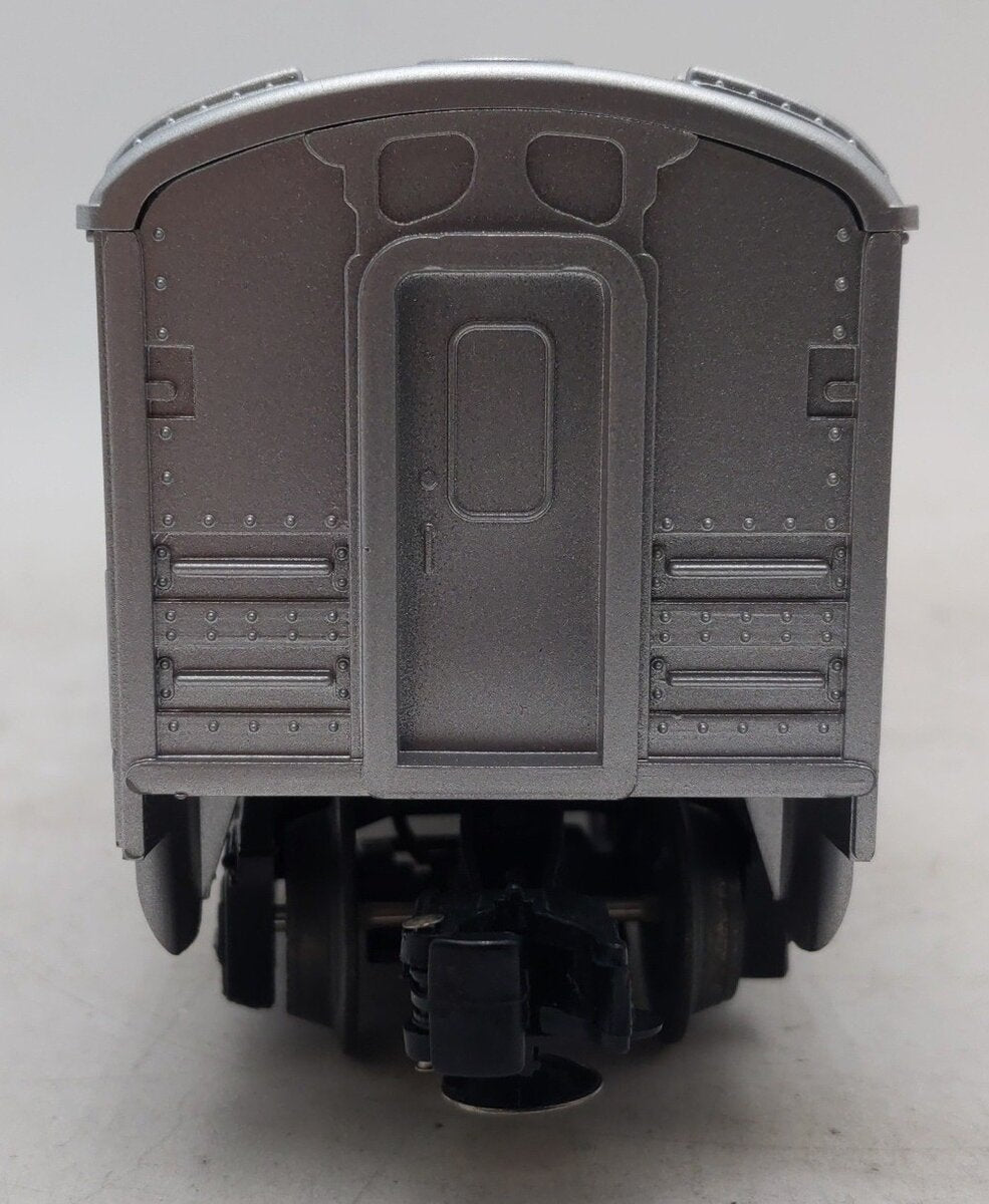Lionel 6-6411 O Gauge Amtrak Illuminated Passenger Car #6411 EX/Box