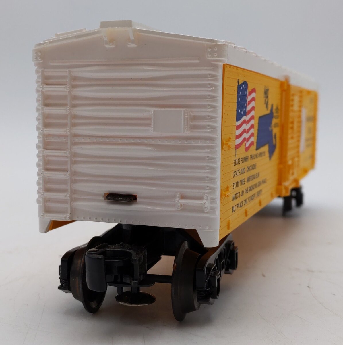 Lionel 6-7606 O Gauge State of Massachusetts Boxcar #7606 LN/Box