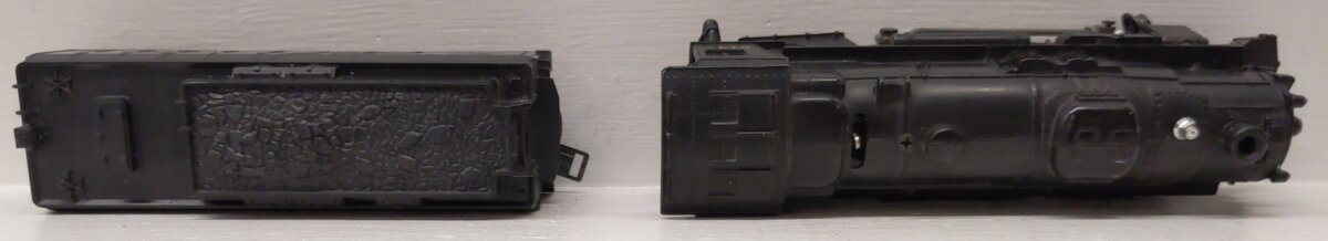 Lionel 6-8142 O Gauge C&O 4-4-2 Diecast Steam Locomotive & Tender VG