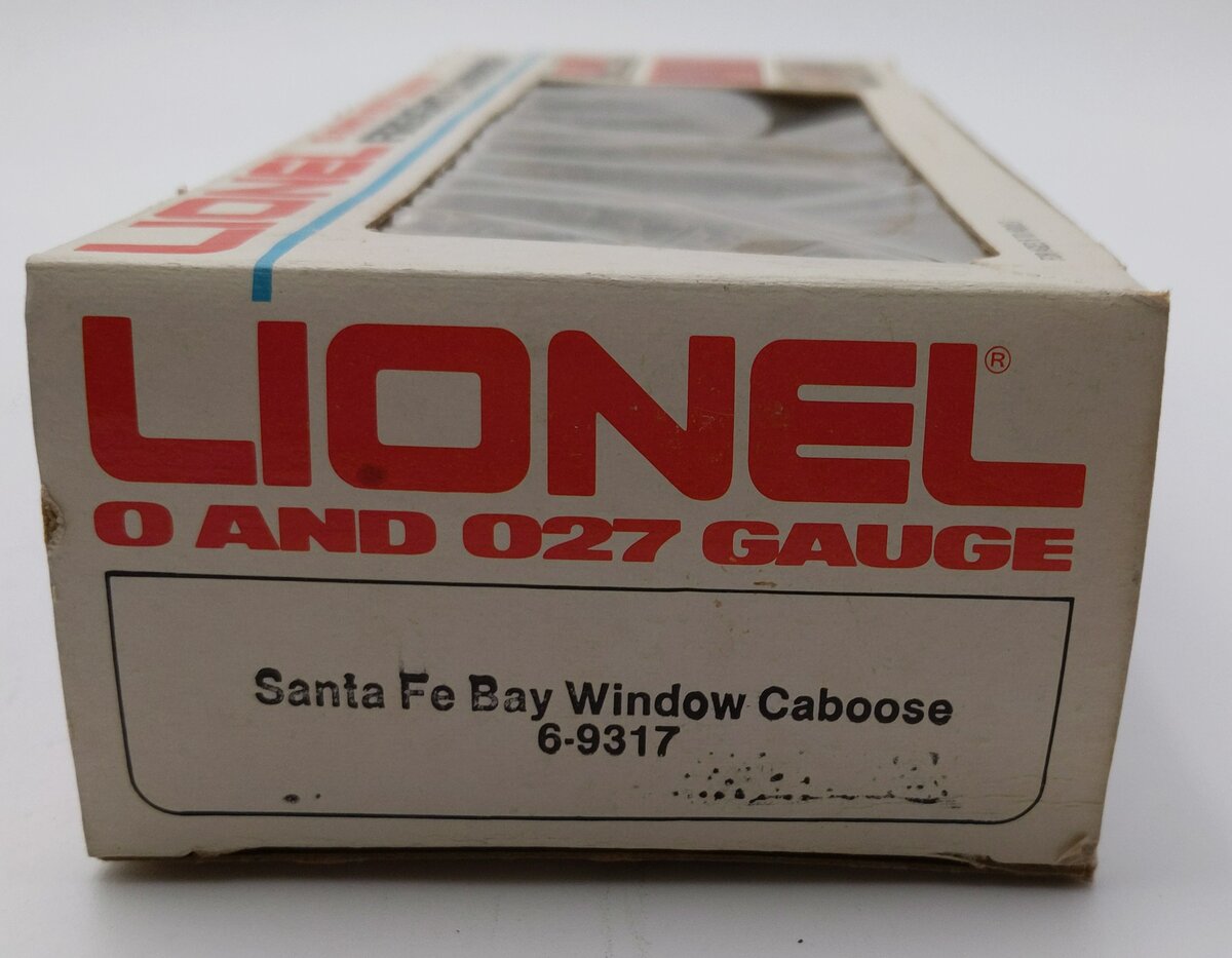 Lionel 6-9317 O Gauge AT&SF Blue & Yellow Bay Window Caboose #9317 VG/Box