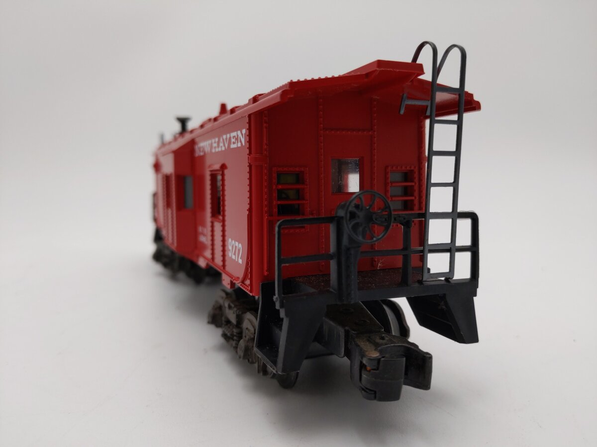 Lionel 6-9272 O Gauge New Haven Bay Window Lighted Caboose VG