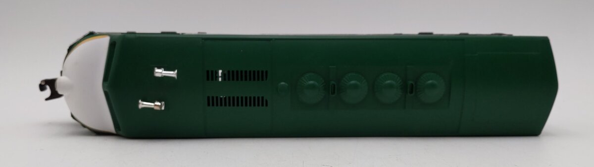Lionel 6-8566 O Gauge Southern F-3 A Diesel Locomotive #8566 LN/Box