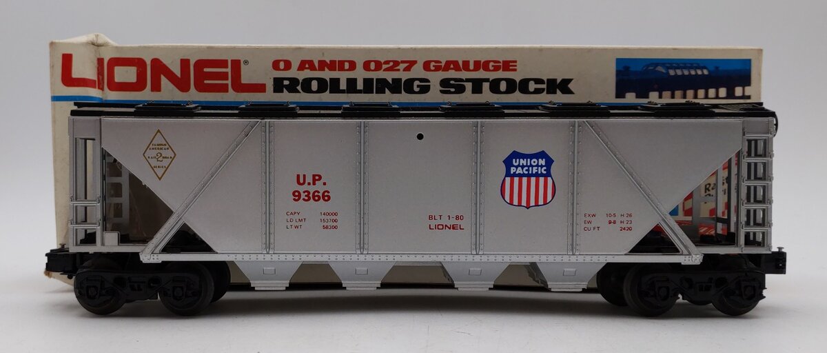 Lionel 6-9366 O Gauge Union Pacific Covered 4-Bay Hopper #9366 EX/Box