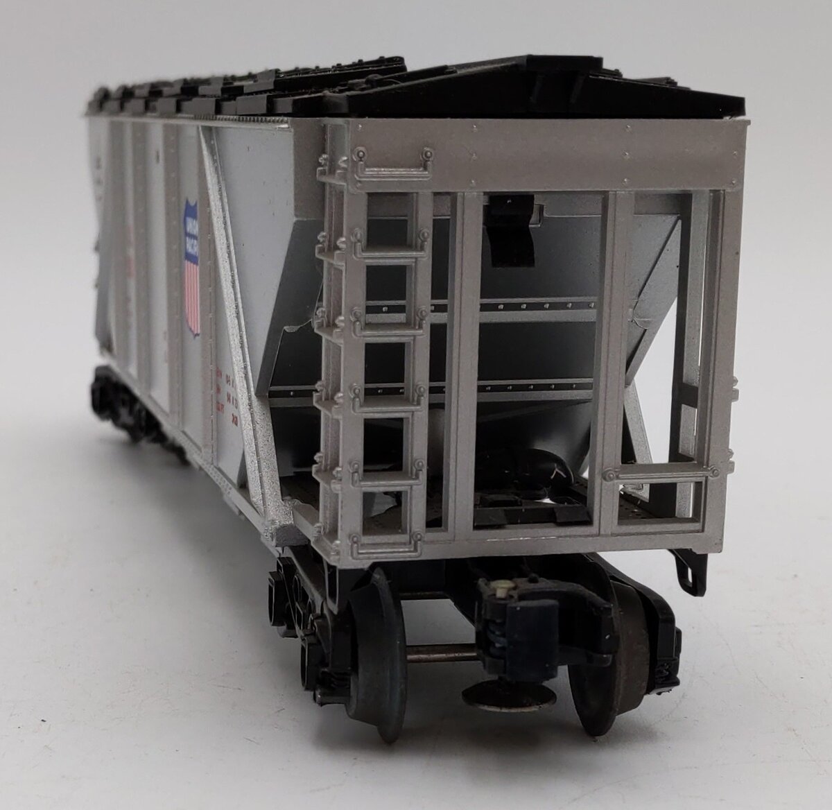 Lionel 6-9366 O Gauge Union Pacific Covered 4-Bay Hopper #9366 EX/Box