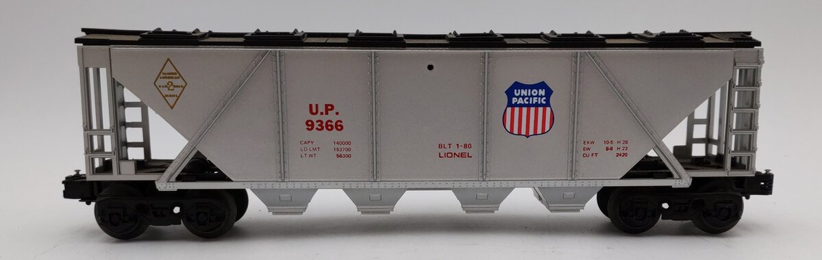 Lionel 6-9366 O Gauge Union Pacific Covered 4-Bay Hopper #9366 EX/Box